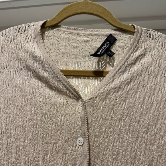 EMANUEL UNGARO Beige Button-Up Silk Cardigan Size M Classic Timeless Elegant - Picture 3 of 13